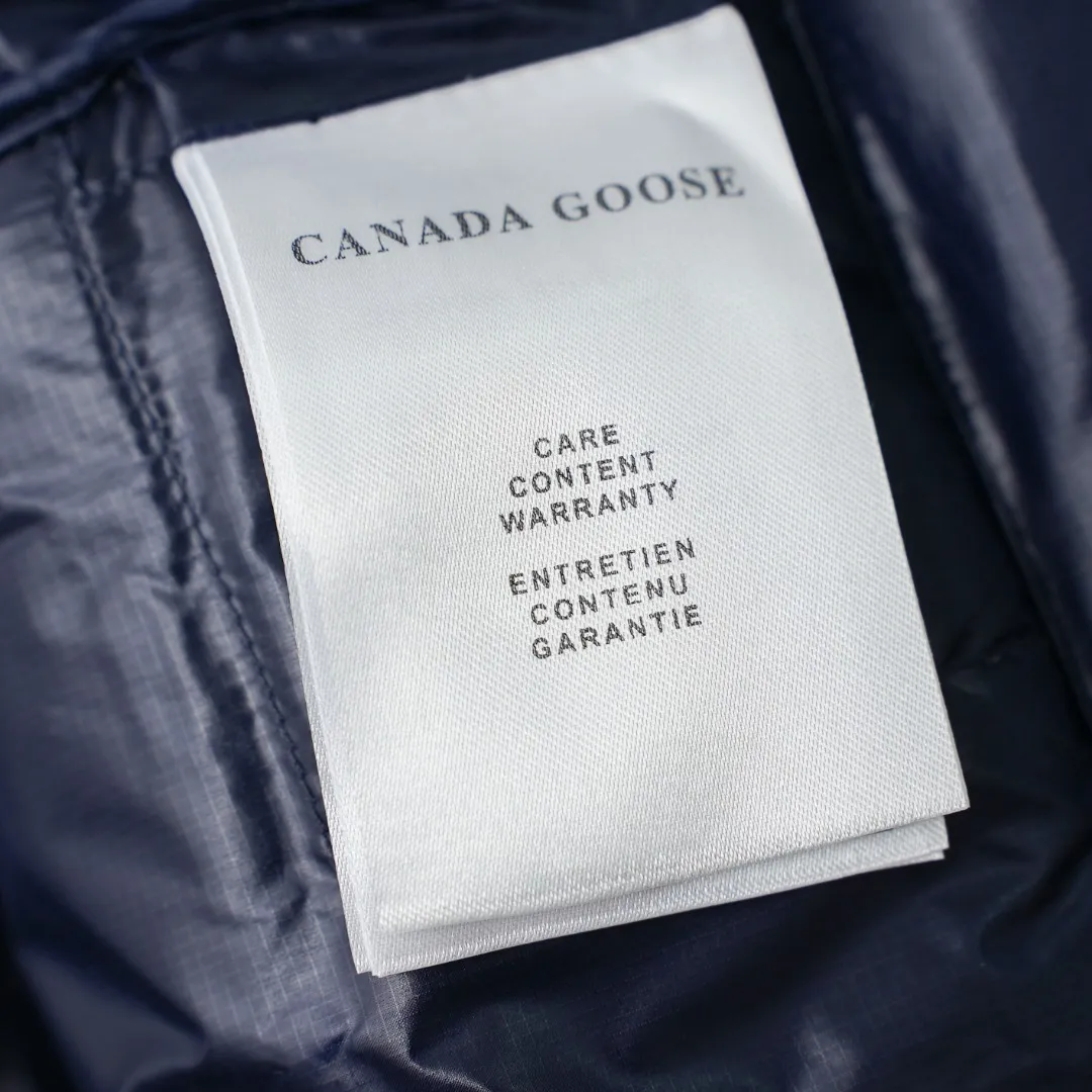 CANADA GOOSE 2227 ： Size：XS-XXL